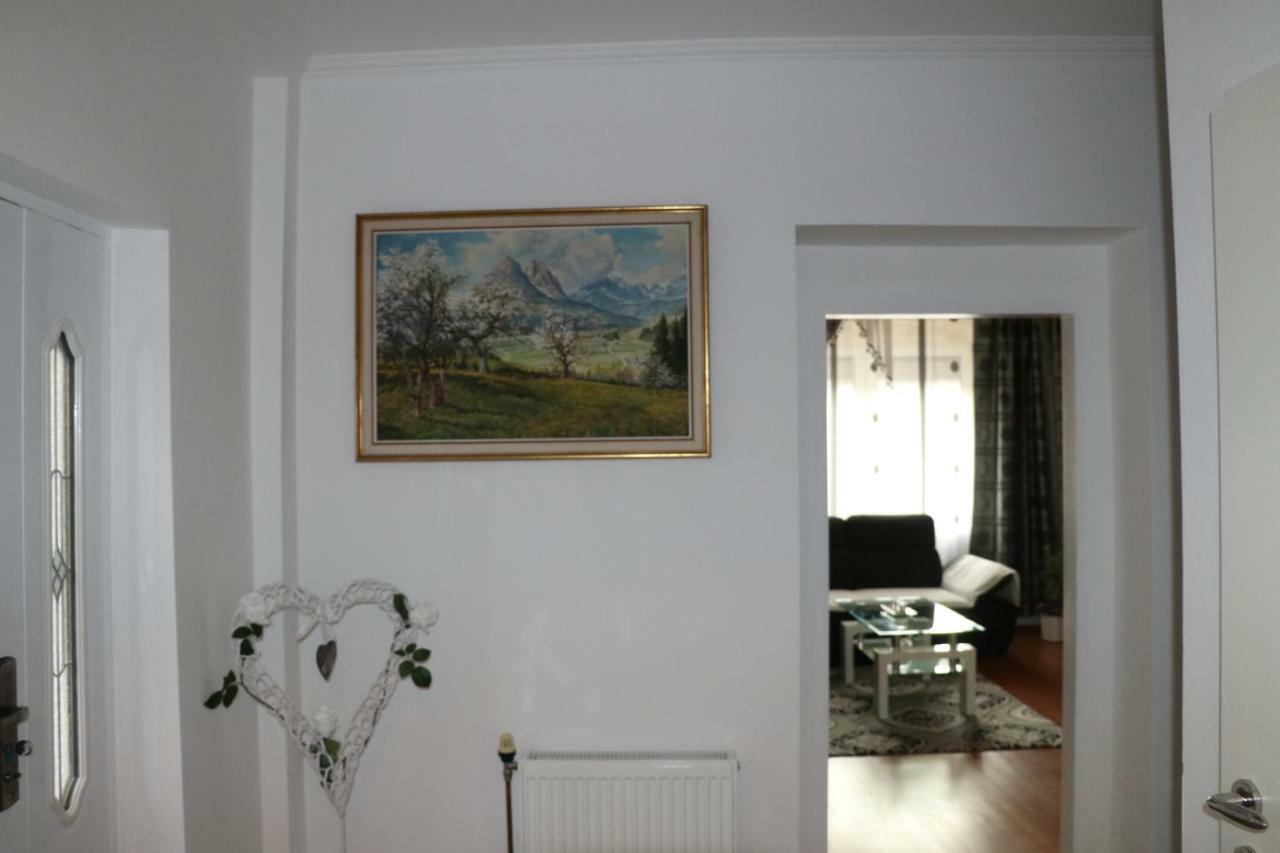 The Lakehouse Villa Neusiedl Am See Wienerstrasse 8 Екстер'єр фото