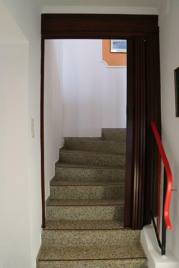 The Lakehouse Villa Neusiedl Am See Wienerstrasse 8 Екстер'єр фото